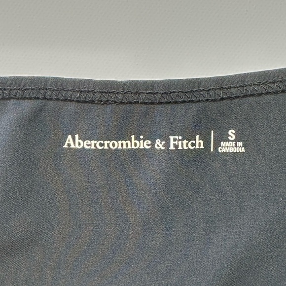 Abercrombie & Fitch Black Top - Picture 7 of 8